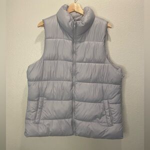 NWT Old Navy Light Gray Quilted Puffer Vest Size XLTall